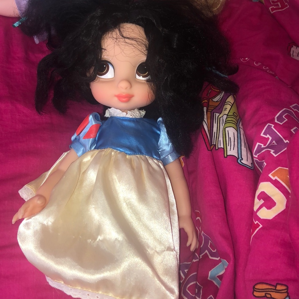 snow white doll